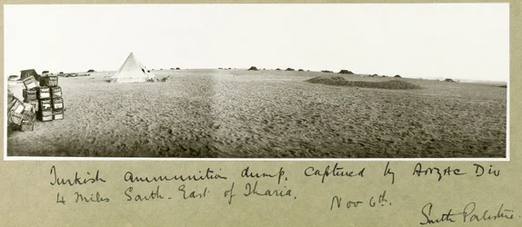 Dépôt de munitions turc, capturé par la division ANZAC, à 4 miles au sud-est de Tharia, 6 novembre 1917